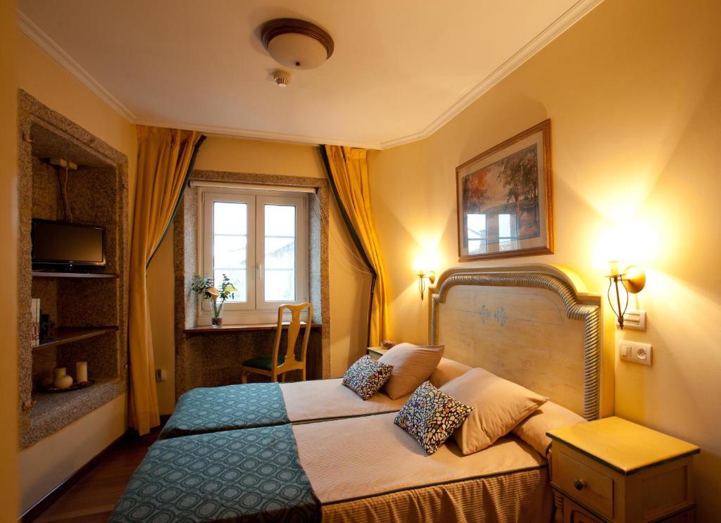 Hotel Fonte De San Roque Santiago de Compostela Exteriör bild